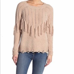 Romeo & Juliet Couture
Ribbed Knit Sweater